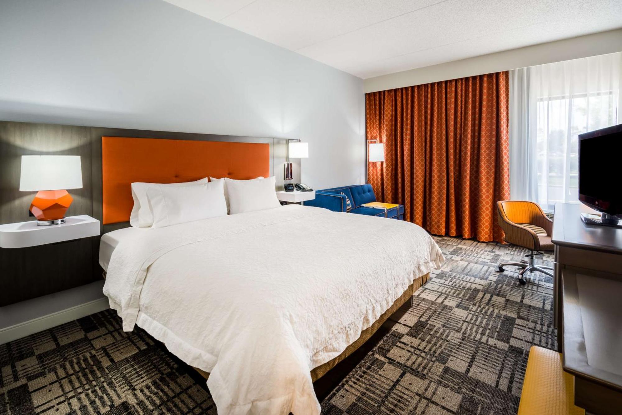 Hampton Inn Плимут Мийтинг Екстериор снимка