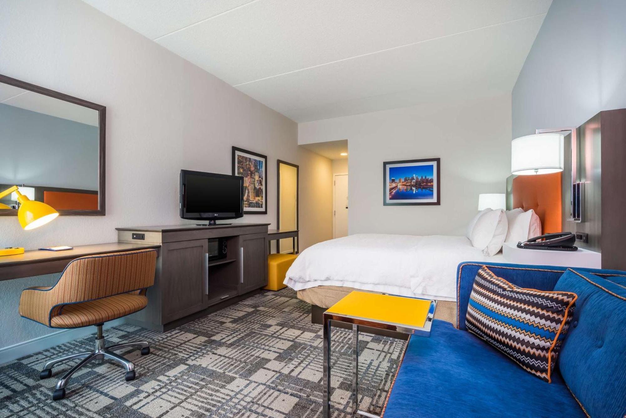 Hampton Inn Плимут Мийтинг Екстериор снимка