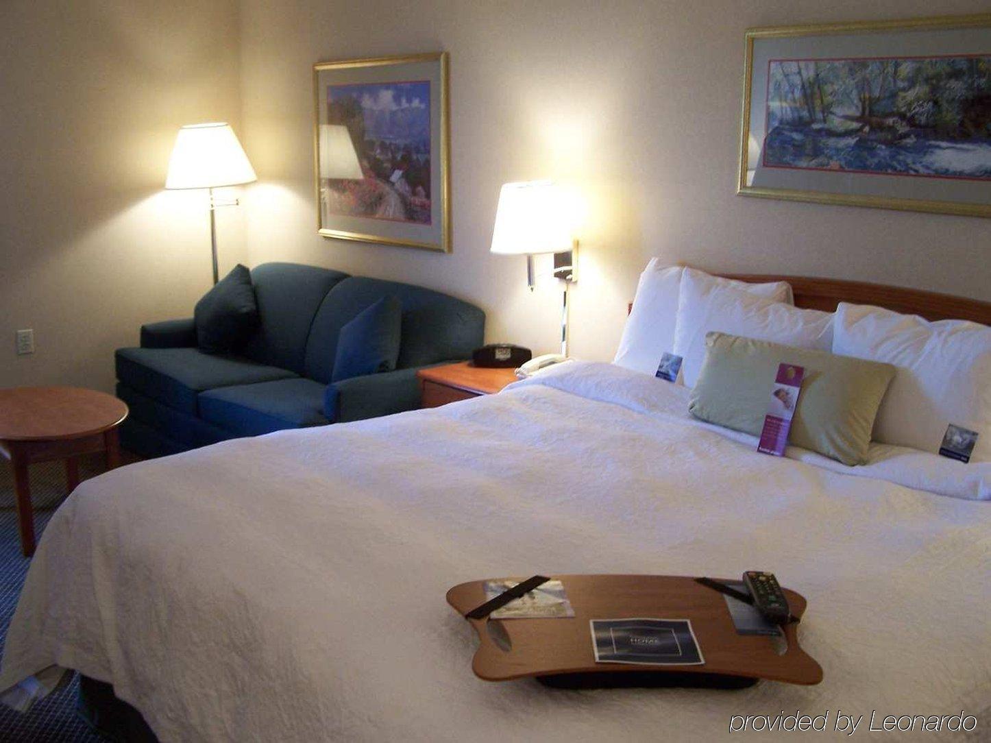 Hampton Inn Плимут Мийтинг Стая снимка